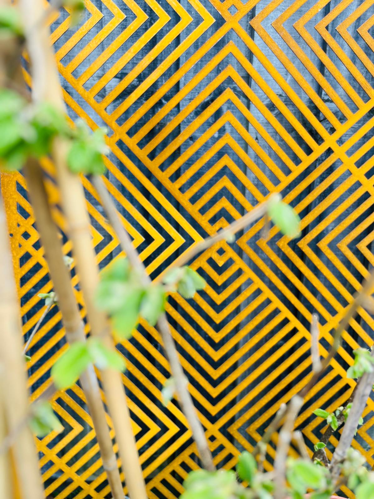 Corten Steel metal Wall Mounted Chevron Pattern Decorative Garden Panel Screen Wall Art 1200 - 2400mm