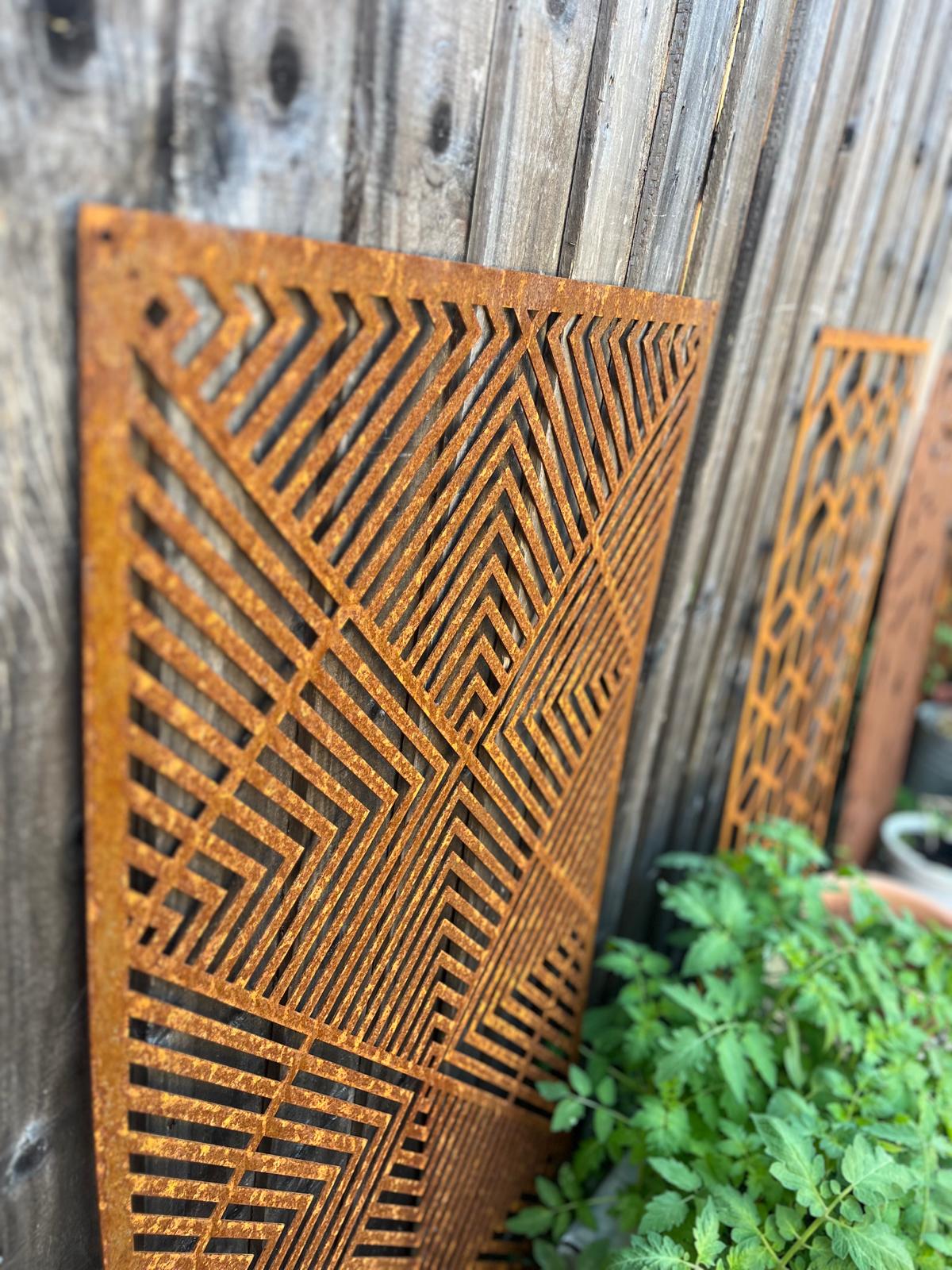 Corten Steel metal Wall Mounted Chevron Pattern Decorative Garden Panel Screen Wall Art 1200 - 2400mm