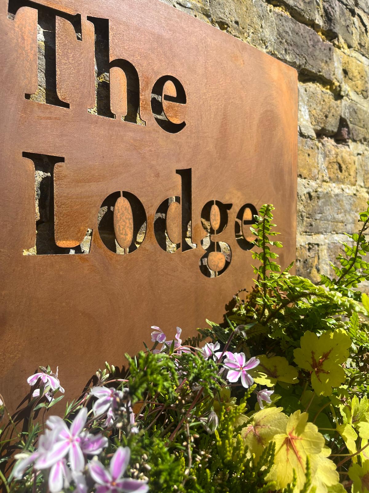 Corten Steel Wall Mounted Personalised Bespoke House Name Number Planter Sign 600mm x 400mm